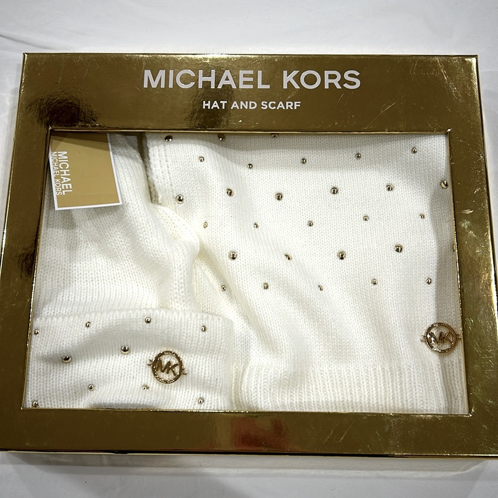 Michael Kors Hat and Scarf